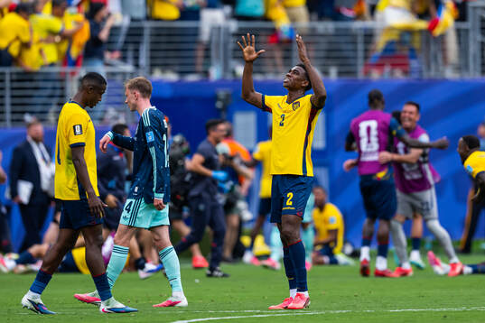 Felix Torres of Ecuador celebrates