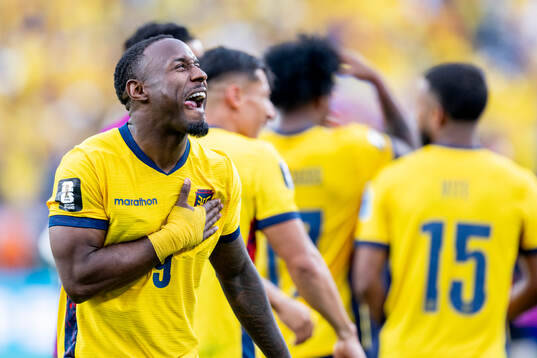 John Yeboah of Ecuador celebrates