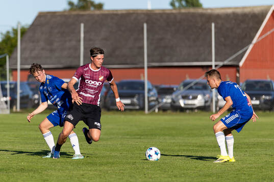 Böljan Falkenbergs Albin Berggren och Galtabäcks Isaac