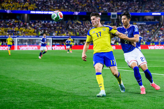 Viktor Gyökeres of Sweden and Hiroki Ito of Japan