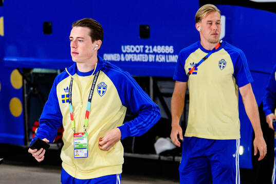 Elliot Stroud of Sweden