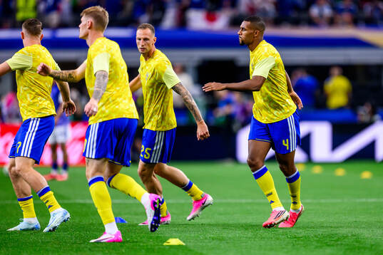 Gustaf Nilsson and Isak Hien of Sweden