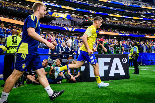 Viktor Gyökeres of Sweden