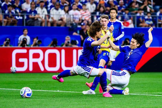 Alexander Bernhardsson of Sweden and Ao Tanaka of Japan