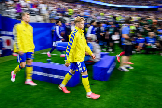 Daniel Svensson of Sweden