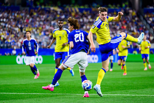 Ayumu Seko of Japan and Viktor Gyökeres of Sweden