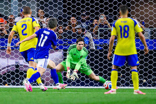 Goalkeeper Jacob Widell Zetterström of Sweden