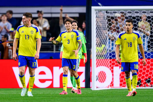 Viktor Gyökeres, Victor Nilsson Lindelöf and Yasin Ayari