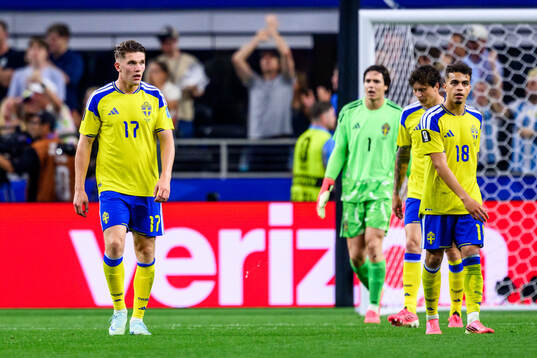 Viktor Gyökeres of Sweden looks dejected