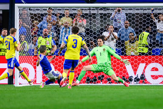 Daizen Maeda of Japan scores 1-0