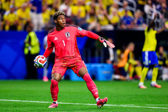 Goalkeeper Zion Suzuki of Japan