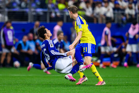 Daichi Kamada of Japan and Alexander Bernhardsson of Sweden