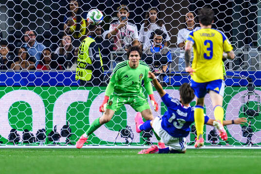 Goalkeeper Jacob Widell Zetterström of Sweden and Keito