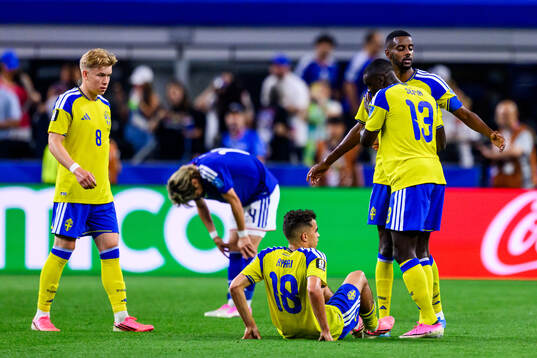 Daniel Svensson, Yasin Ayari, Ken Sema and Alexander Isak
