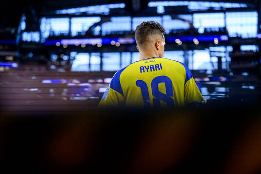 Yasin Ayari of Sweden