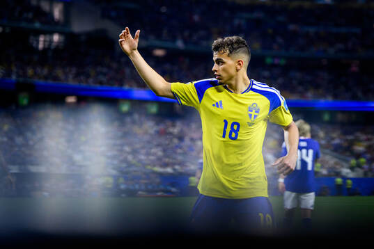 Yasin Ayari of Sweden