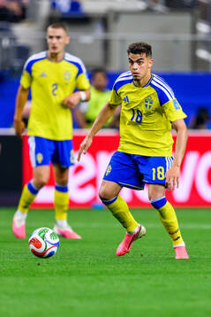 Yasin Ayari of Sweden