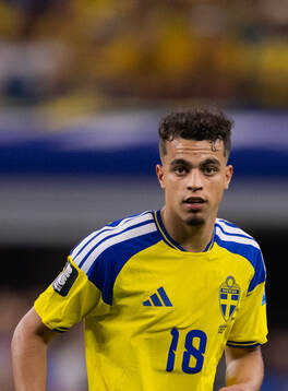 Yasin Ayari of Sweden
