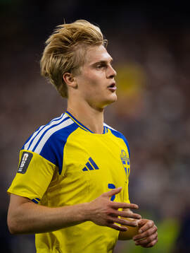 Lucas Bergvall of Sweden