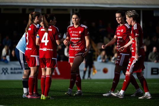 Piteås Sharon Sampson