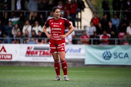 Piteås Sharon Sampson