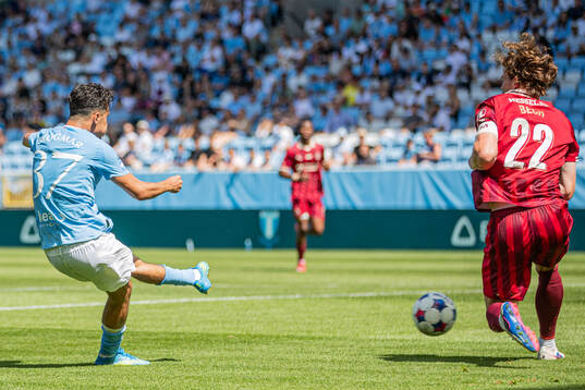 Malmö FFs Adrian Skogmar gör 2-0