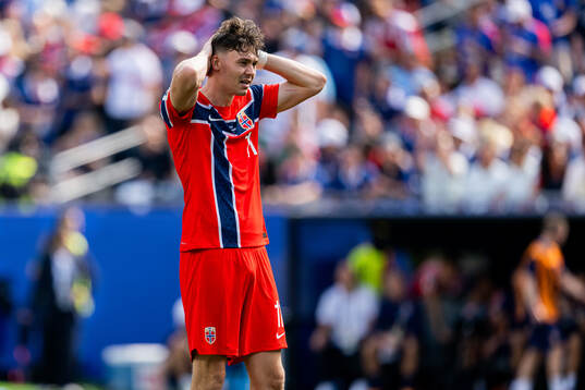 Jørgen Strand Larsen of Norway looks dejected