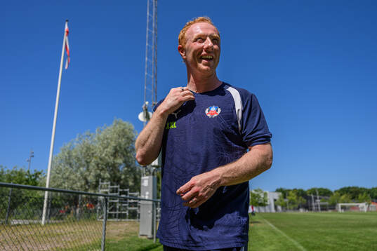 Manager Stevie Grieve