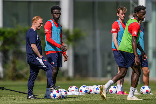Manager Stevie Grieve