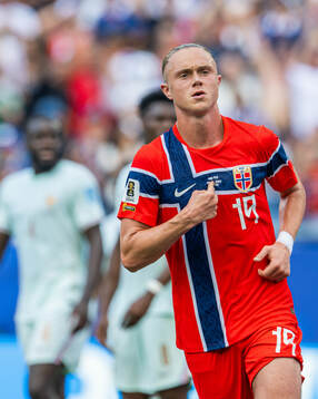 Thelo Aasgaard of Norway celebrates