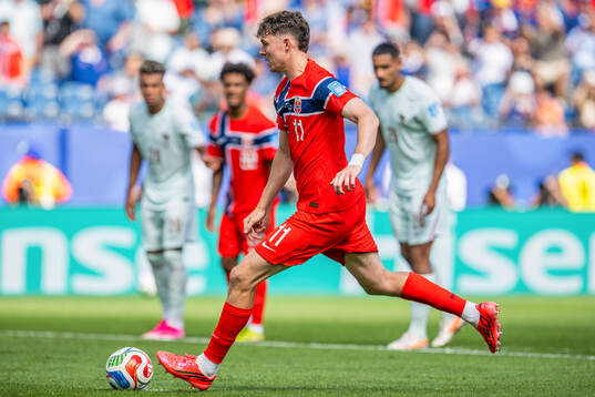 Jørgen Strand Larsen of Norway misses a penalty