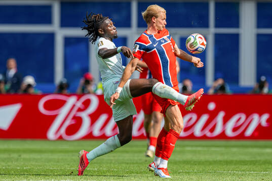 Manu Kone of France and Morten Thorsby of Norway
