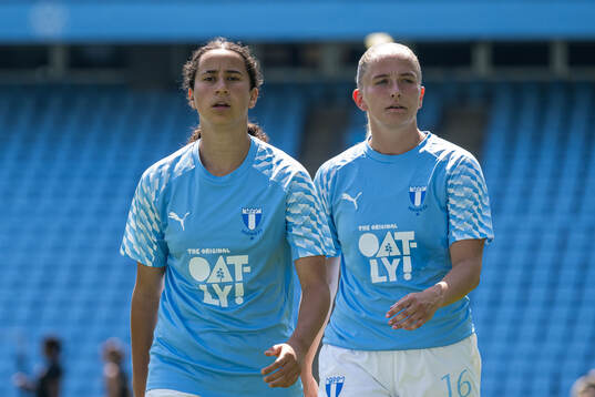 Malmö FFs Mayar Khatawi och Tuva Skoog