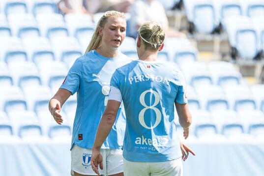 Malmö FFs Ellen Löfqvist och Mia Persson
