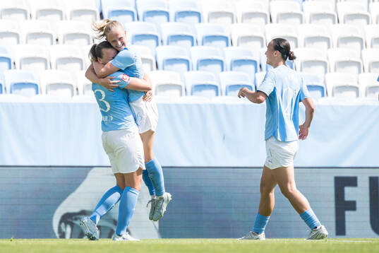 Malmö FFs Sara Kanutte Sørensen Fornes, Tuva Skoog och