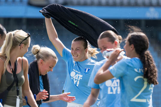 Malmö FFs Sara Kanutte Sørensen Fornes jublar