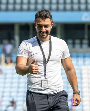 Malmö FFs sportchef Maxim Khalil jublar