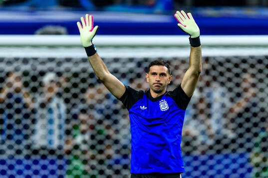 Goalkeeper Emiliano Martinez of Argentina