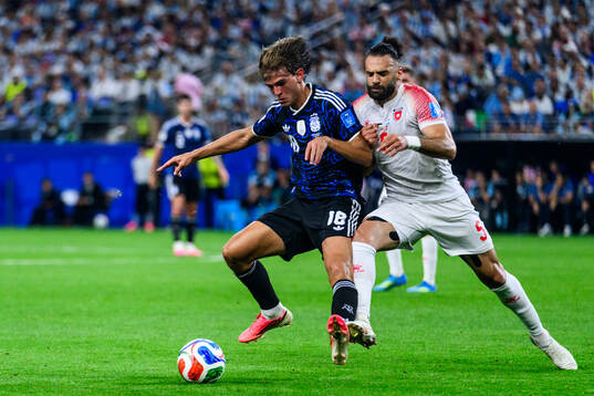 Nico Paz of Argentina and Yazan Alarab of Jordan