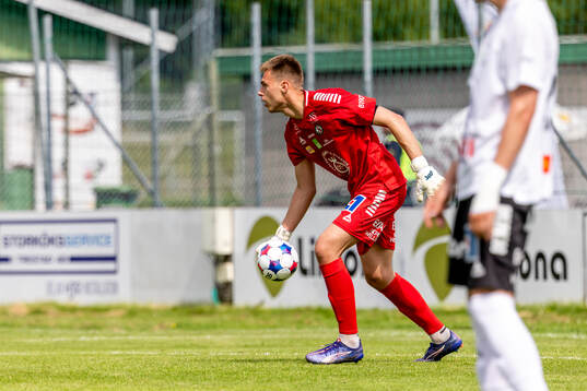 Örebros målvakt Jakub Ojrzynski