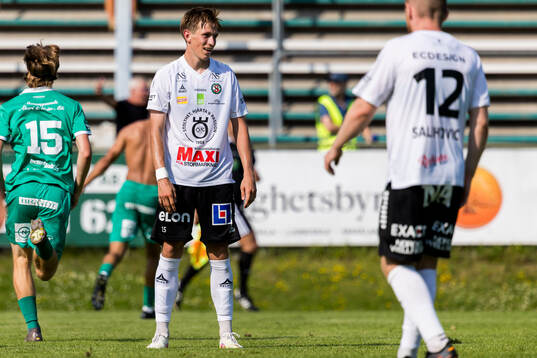Örebros Lowe Astvald deppar