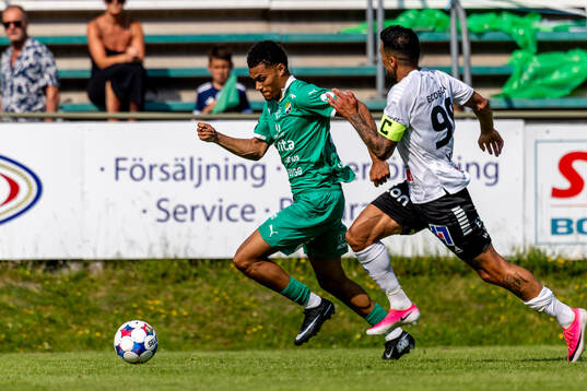 Ljungskiles Alex Rasheed och Örebros Ahmed Yasin