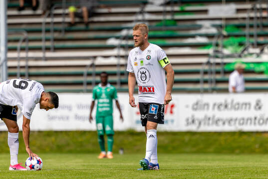 Örebros Karl Holmberg och Ahmed Yasin
