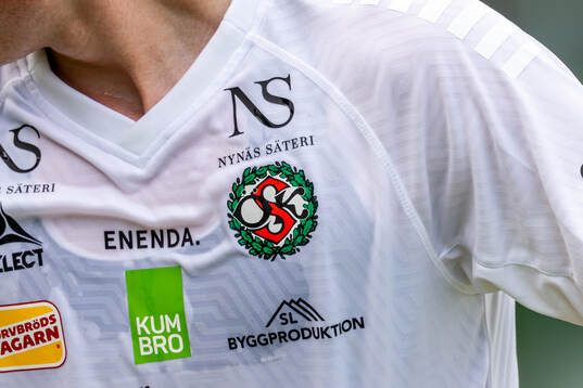 Örebros klubbmärke på en tröja