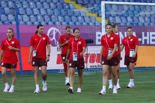 Players of Poland arrive