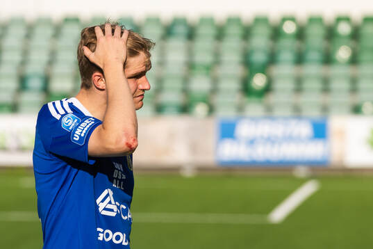 GIF Sundsvalls Jakob Hedenquist deppar