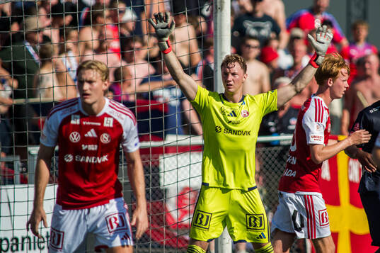 Sandvikens målvakt Otto Lindell