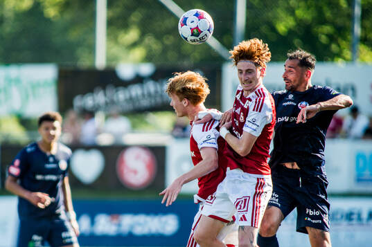Sandvikens Alan Carleton och Helsingborgs Loret Sadiku