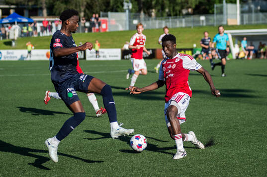 Helsingborgs Clancy Valere Biten och Sandvikens Valassina
