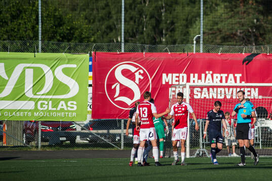 Sandvikens Isac Lindholm jublar